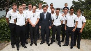 Ashes 2013-14: Prime Minister Tony Abbott congratulates Australia